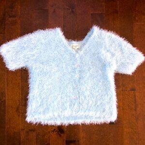 Short-sleeves sweater